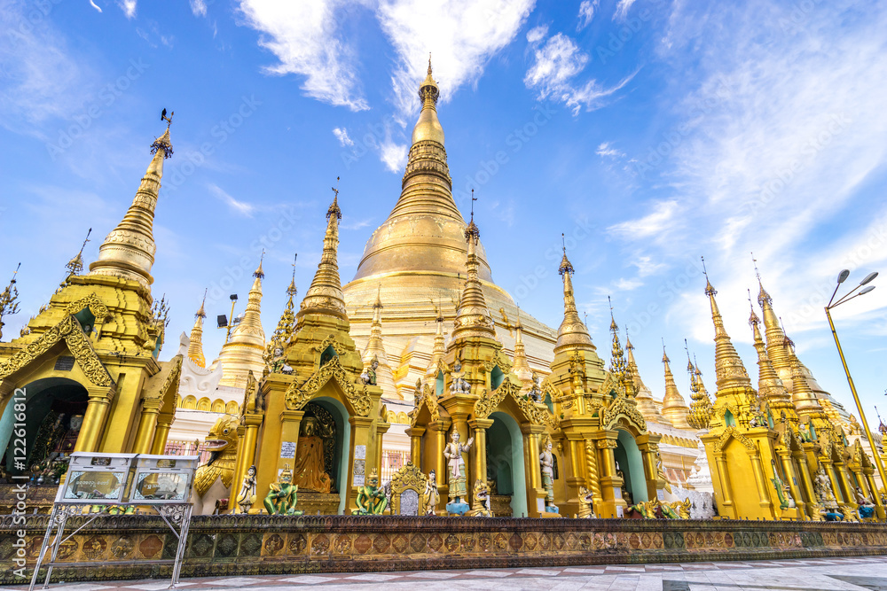Fototapeta premium Swedagon Pagoda