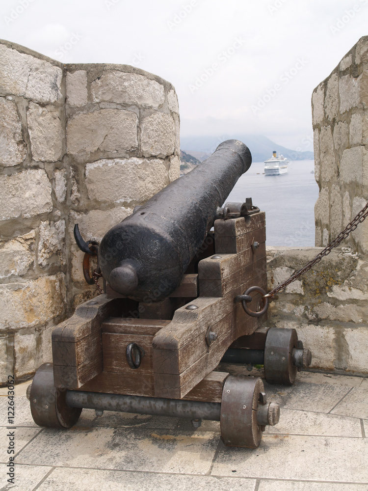 dubrovnik, Croatia, 06/06/2016 Dubrovnik old town croatia, Cannon aiming at a criuse ship