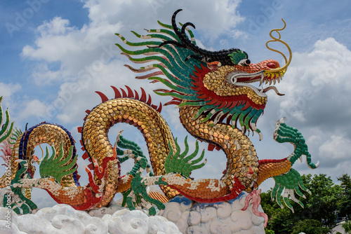 Wallpaper Mural Chinese dragon Torontodigital.ca