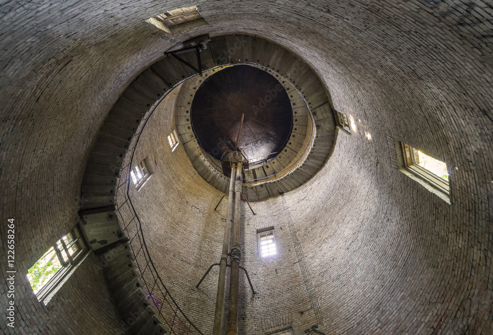 Fototapeta premium Water Tower Tunnel Inside