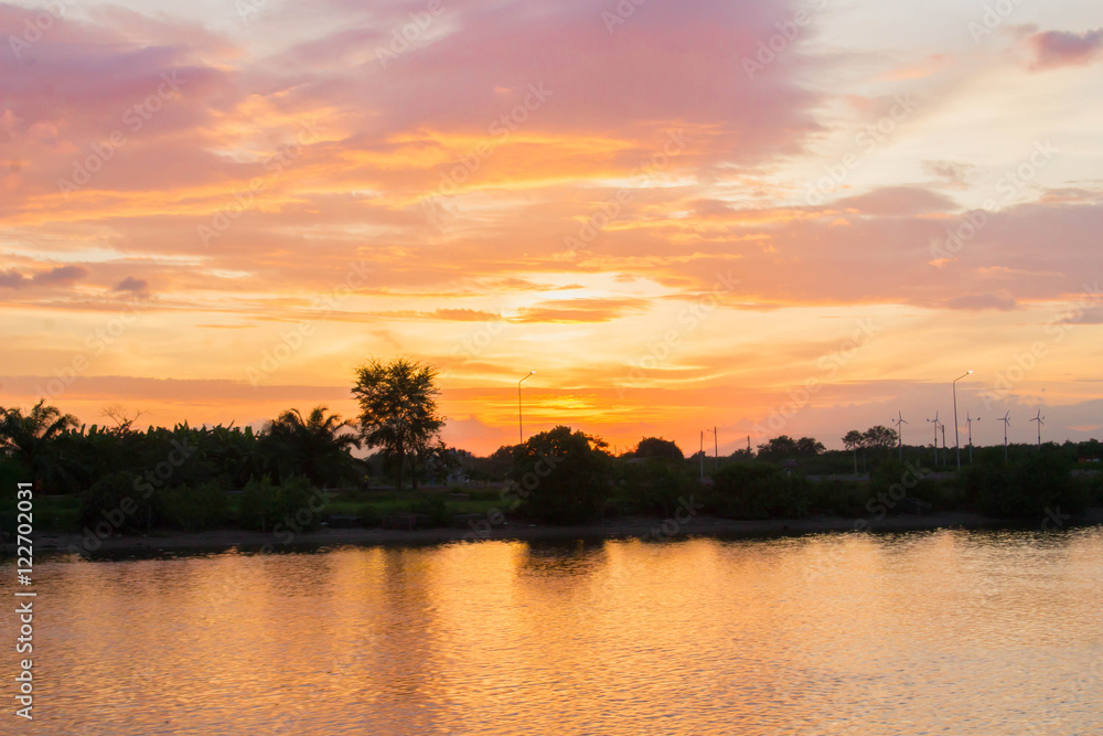 Wonderful sunset on Pakpanang River, Nakhon Si Thammarat, Thaila