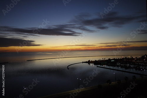 Sunset at the Shoreline © Carlos