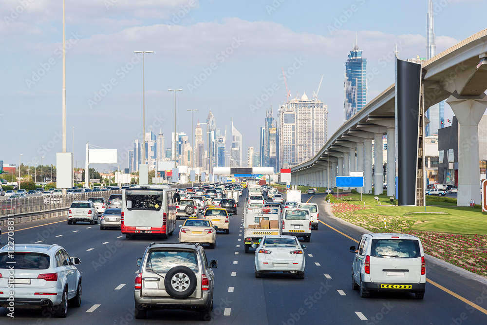 Obraz premium Traffic jam in Dubai