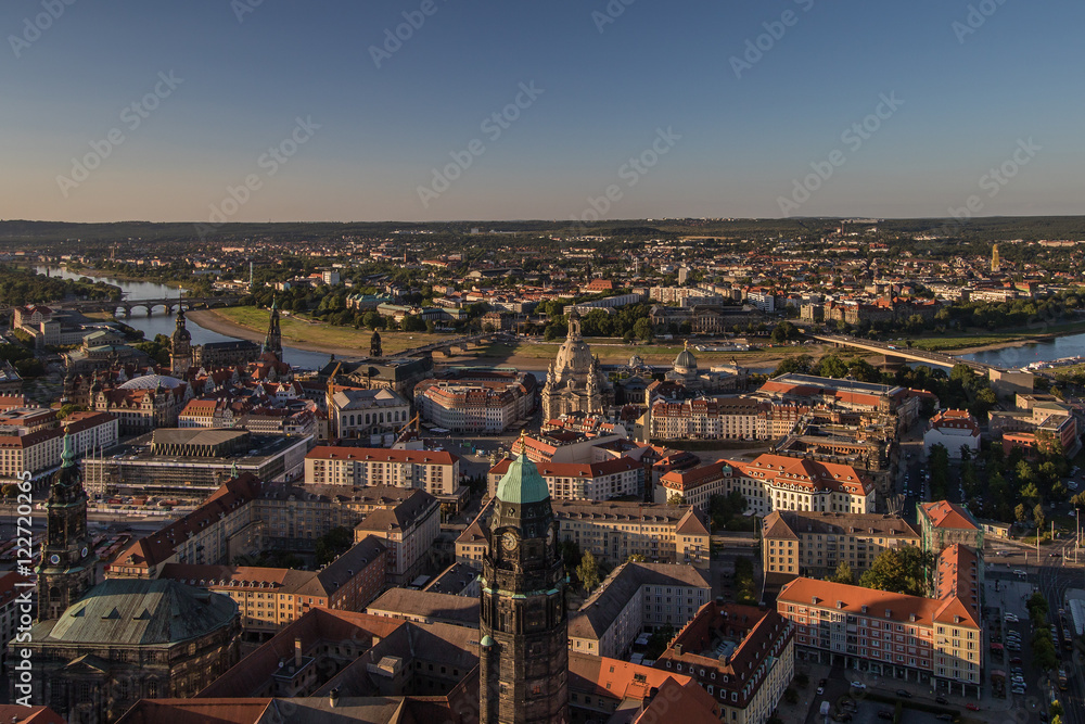 Obraz premium Dresden von oben, Flug über Dresden