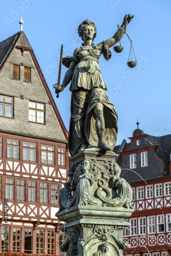 Gerechtigkeitsbrunnen in Frankfurt am Main