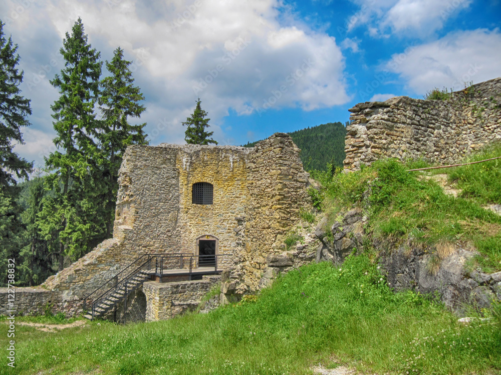 Ruined Likava Castle / Ruined Likava Castle Located in Liptov Region, Slovakia