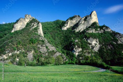 guglie di arenaria dei sassi di rocca malatina formazioni geologiche photo