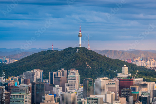 Obraz na płótnie Seoul City Skyline, Seoul Tower downtown view of South Korea. w salonie