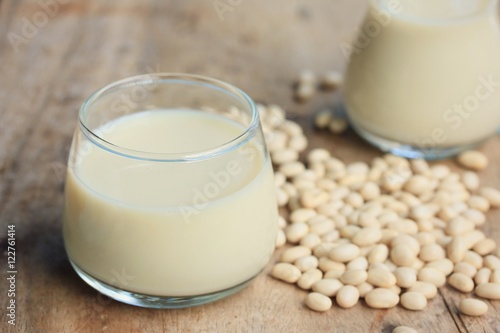white kidney bean with soy milk