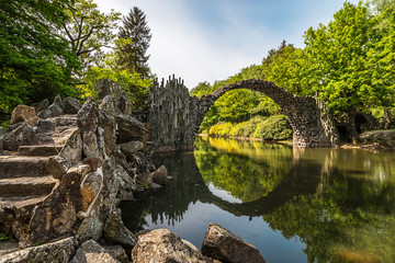 Papier peint photo Le Rakotzbrücke Arche du Rakotzbrücke en Saxe  © Uwe Graf
