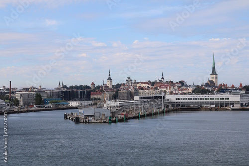 Tallinn, Stadtansicht vom Schiff © arenak