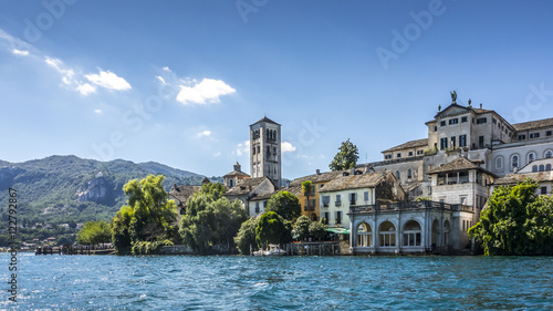 Bild auf Leinwand Overview of Lake Orta with the island of San Giulio