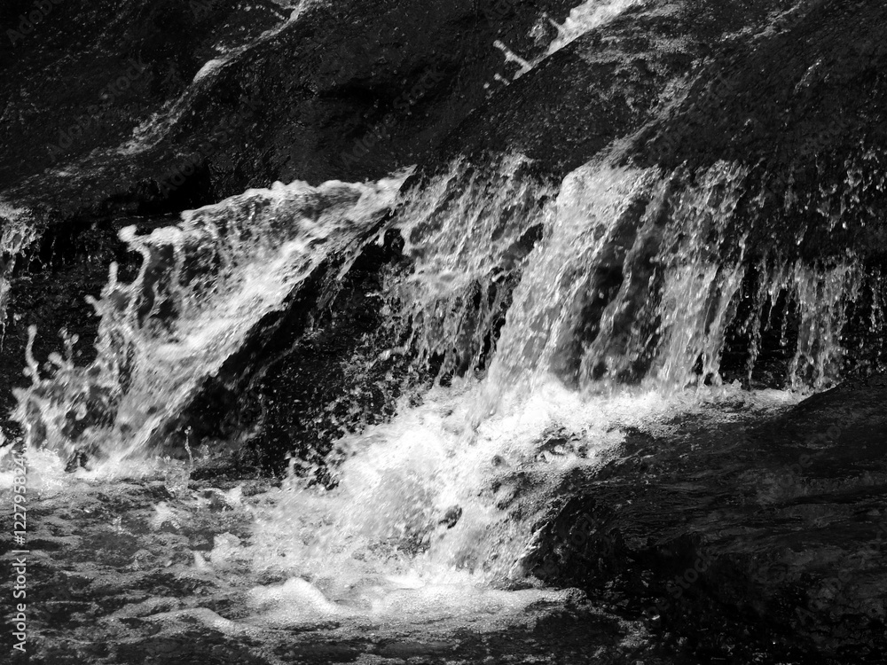 Pequena cachoeira