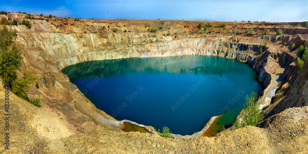 Obraz premium Abandoned ore mine