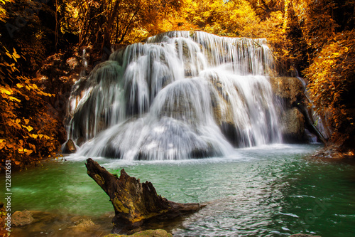 Fototapeta Naklejka Na Ścianę i Meble -  Landscape photo, Huay Mae Kamin Waterfall, beautiful waterfall in rainforest at Kanchanaburi province, Thailand