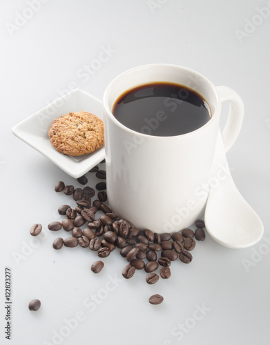 Fototapeta Naklejka Na Ścianę i Meble -  coffee or cup of coffee and cookie on background.