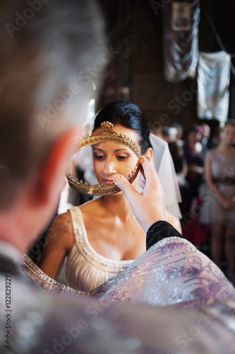  Bride being crowned © Travel_Master