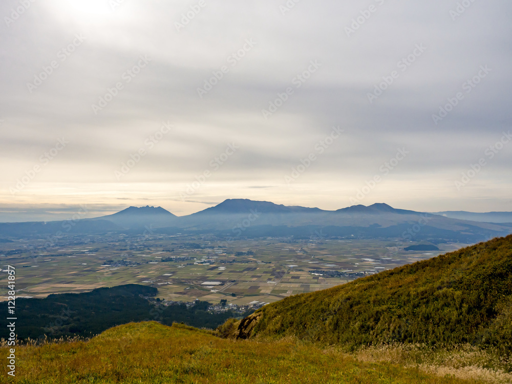 Fototapeta premium 阿蘇五岳 大観峰