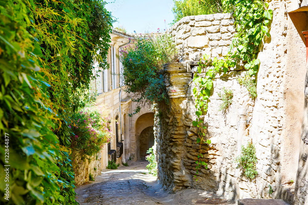 Old streets of Gordes,  town in Provence, France
