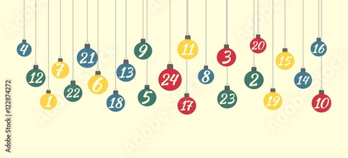 Adventskalender mit bunten Weihnachtskugeln auf Hintergrund im Querformat