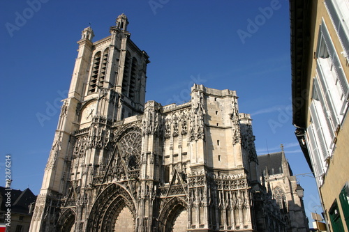 Saint-Pierre-et-Saint-Paul cathedrale in Troyes Stock Photo | Adobe Stock