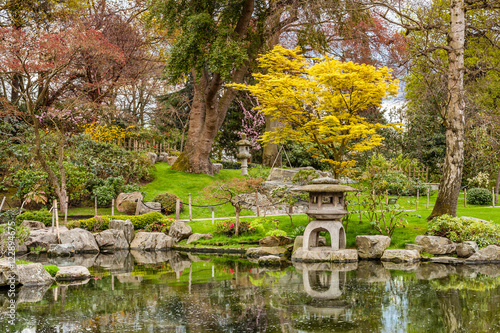 Obraz na płótnie Kyoto Garden in Holland Park, London, UK. w salonie
