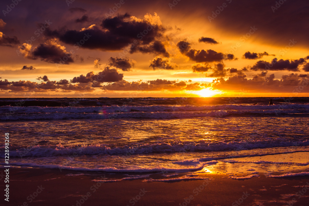 Fototapeta premium Sunset over the Baltic sea.