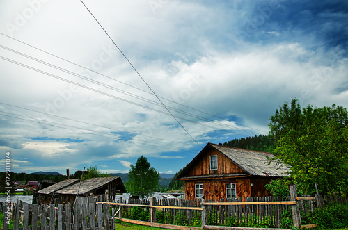 Fototapeta Naklejka Na Ścianę i Meble -  old wooden house in Siberia