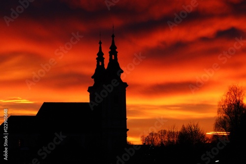 Kirche von St. Veit am Vogau im Sonnenaufgang