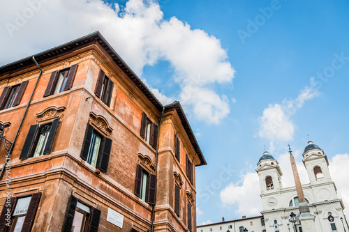 La place d Espagne et l   glise de la Trinit  -des-Monts de Rome