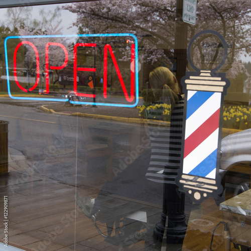 Fotografia Open sign at Barbar Shop, Snoqualmie, Washington State, USA
