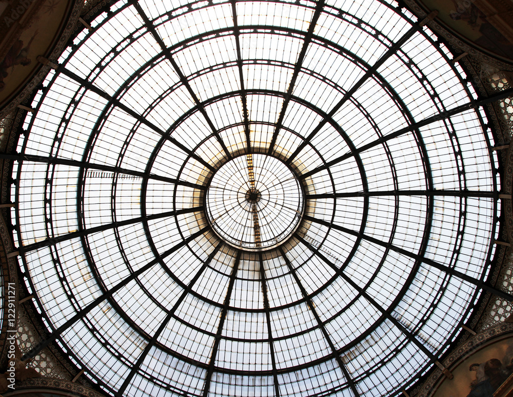Galleria Vittorio Emanuele II, milan, italy 