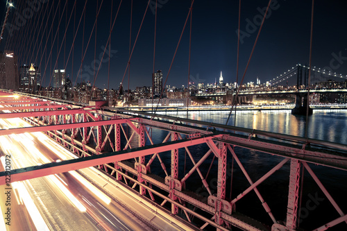 New York Brooklyn Bridge bei Nacht Skyline