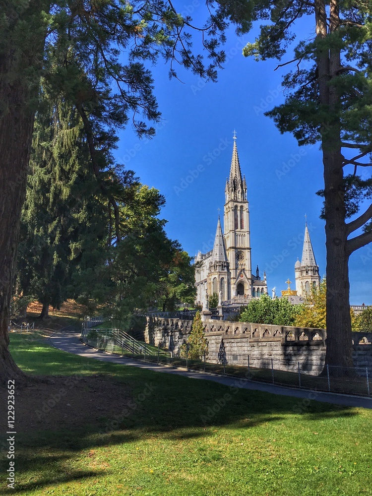 Naklejka premium Il santuario di Lourdes