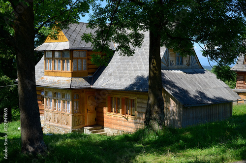 Obraz na płótnie Wooden house in the mountains (The Tatras in Poland) w salonie