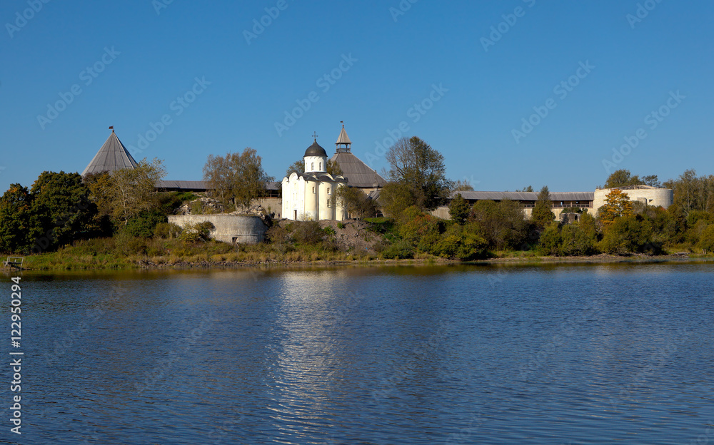 Крепость Старая Ладога. Церковь Святого Георгия. Россия