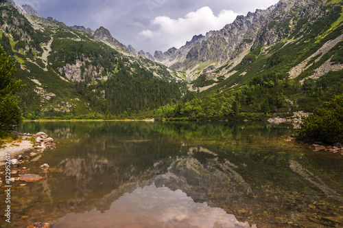 Fototapeta Naklejka Na Ścianę i Meble -  Beautiful landscape of mountain lake. High Tatras. Slovakia.