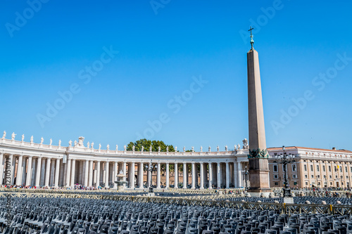 L'esplanade de la place Saint-Pierre au Vatican
