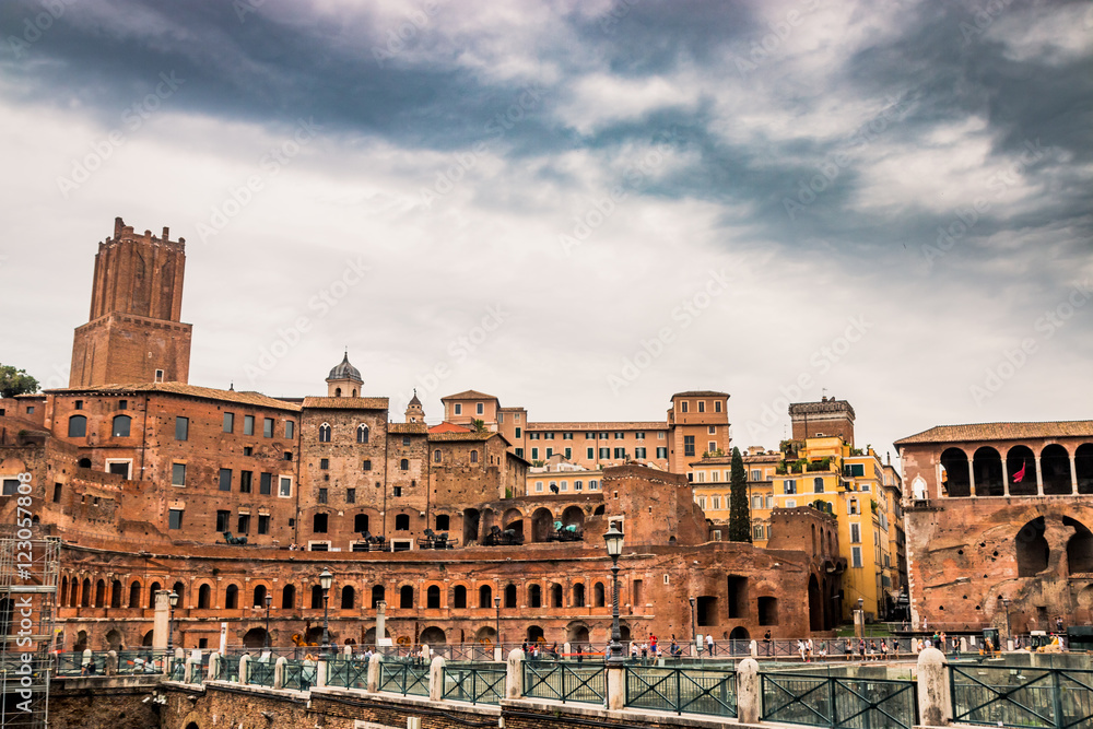 Vu sur la Rome Antique et les marchés de Trajan 
