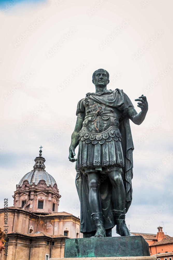 Statue de Jules César 
