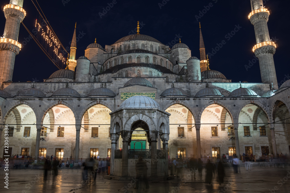 Sultan Ahmet Mosque in the night