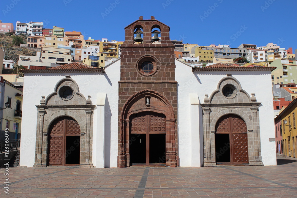 Fototapeta premium Iglesia de Nuestra de la Asunción en San Sebastián de la Gomera