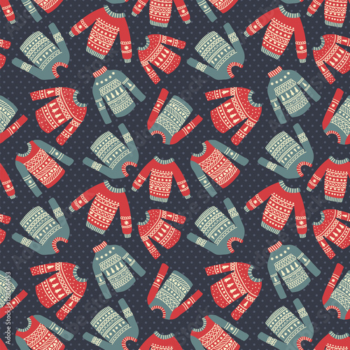 sweater dotted pattern