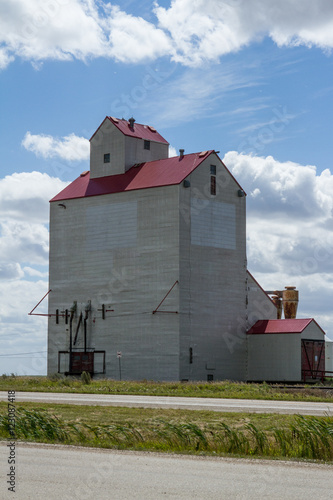 Grain elevator Canadian Paries