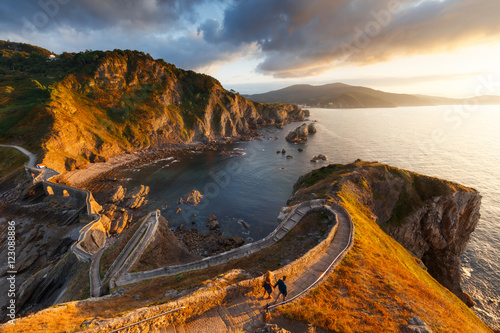 Obraz na płótnie San Juan de Gaztelugatxe w salonie