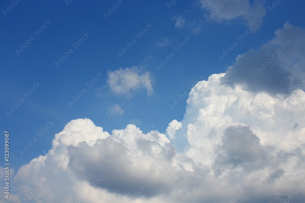 Obraz premium blue sky with cloud