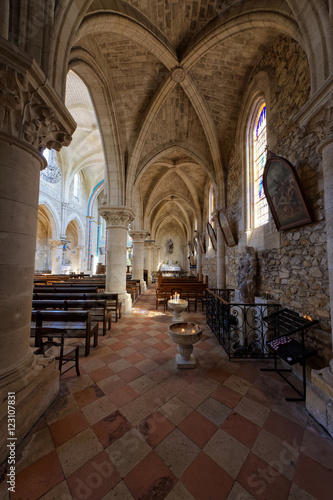 Intérieur église Saint-Hélène
