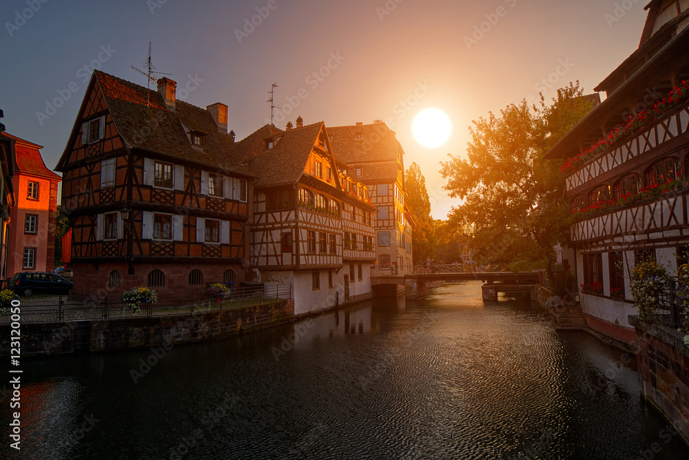 Fototapeta premium Strasbourg Sunset