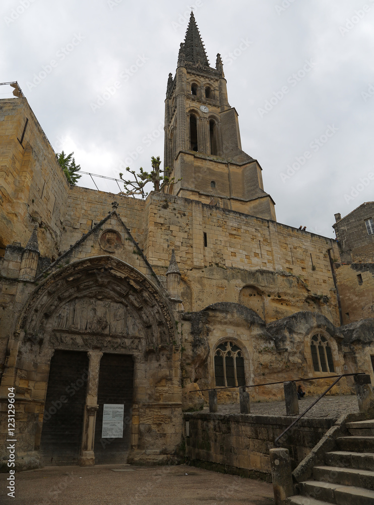 Monolíthic church, Saint Emilion, France