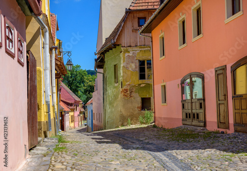 street of the old city of Sighisoara © Tortuga
